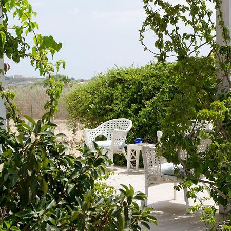 Tancredi'S Seaside Home Granelli Exterior photo