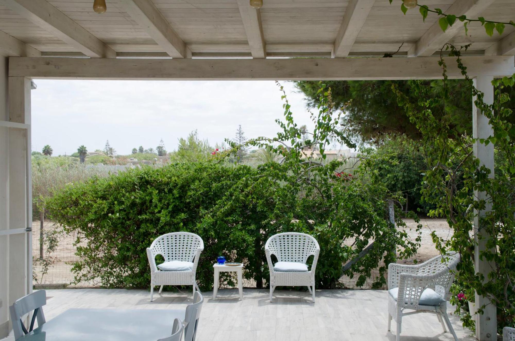 Tancredi'S Seaside Home Granelli Exterior photo